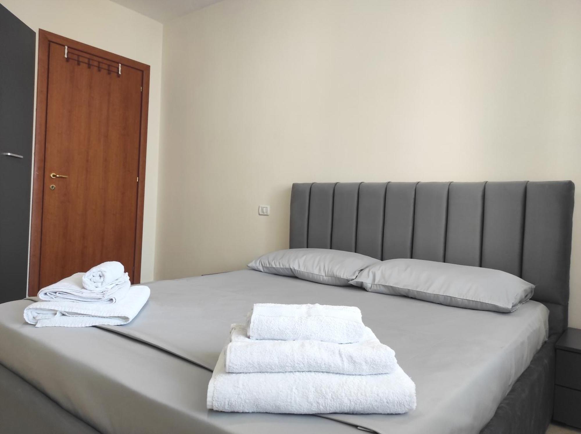 Kledia's Modern Tirana